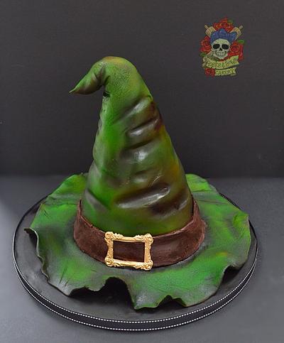 Witches hat - Cake by Karen Keaney