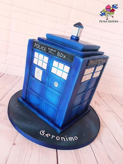 Doctor Who Tradis - Cake by Petra Krátká (Petu Cakes)