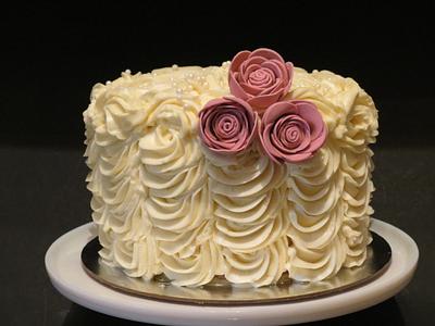 Ruffles and Roses - Cake by Nancy T W.