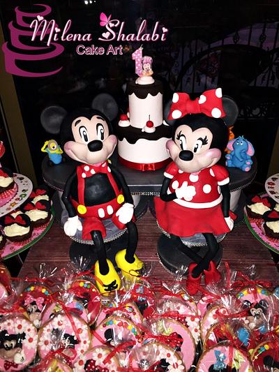 Mickey and Minnie Mouse - Cake by Milena Shalabi