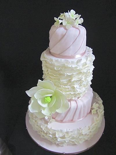 Elegant and Sweet wedding cake - Cake by Bizcocho Pastries