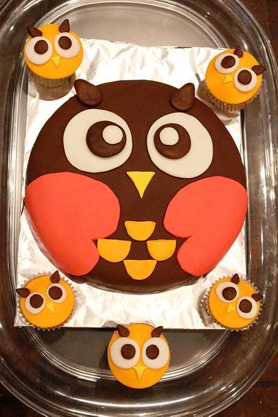 Mother's Day Owl Cake - Cake by Jasmine