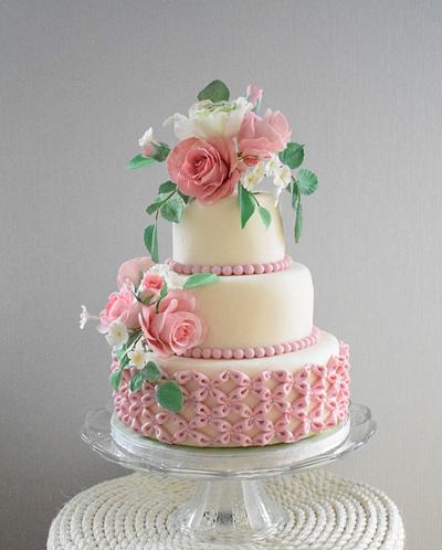 Wedding cake with puff decoration - Cake by Tereza
