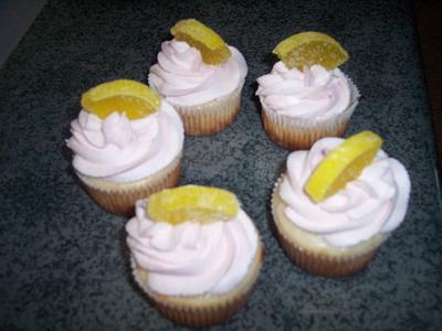 Lemonaide Cupcakes - Cake by lynnda