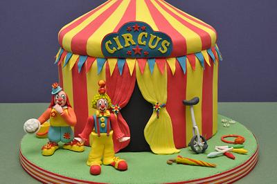 Circus Themed Cake - Cake by Sue Field