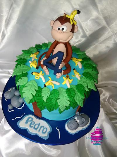 Cute monkey cake - Cake by CakesByPaula