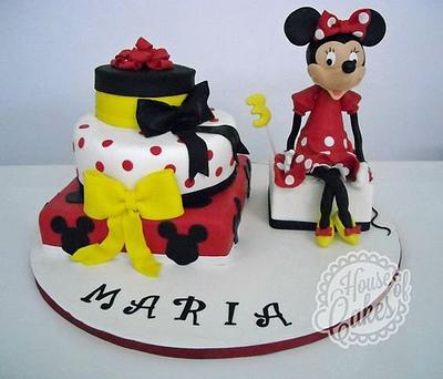 Minnie Cake - Cake by Carla Martins