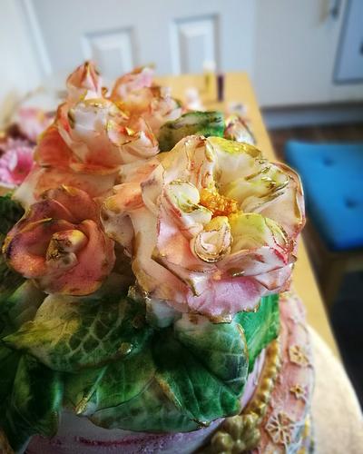 Sugar flowers - Cake by Martha Roz Designs