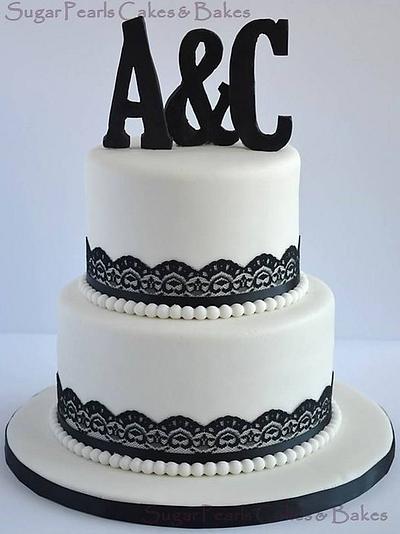 Black and White - Cake by SugarPearls