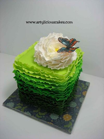 green ruffle cake - Cake by iriene wang