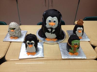 Hotel Transylvania Penguins - Cake by Laurie