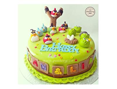 Angry birds birthday cake - Cake by Petitery cakes