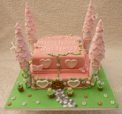 Fairy Castle. - Cake by Sharon Todd