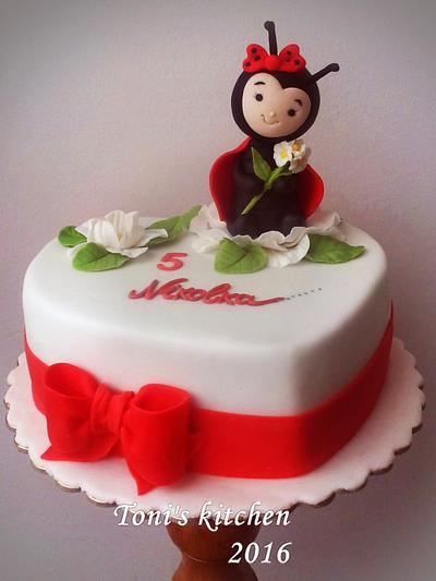 Cake with ladybug - Cake by Cakes by Toni