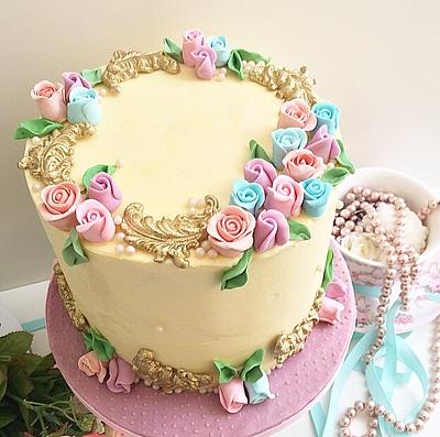 Buttercream Chic cake - Cake by Shafaq's Bake House