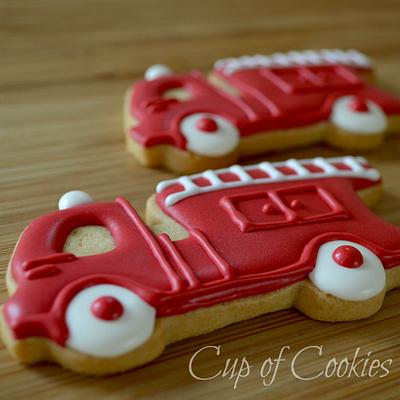 Big Red Fire Truck - Cake by Cup of Cookies