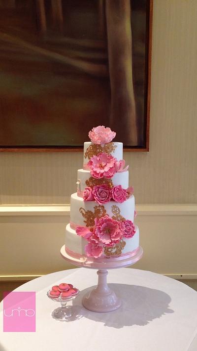 4 tier white/pink wedding  cake - Cake by Daba1