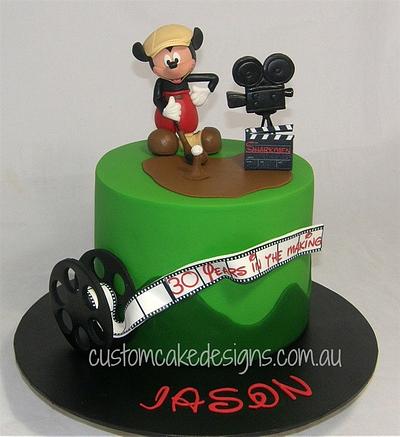 Hollywood Mickey Golf Cake - Cake by Custom Cake Designs