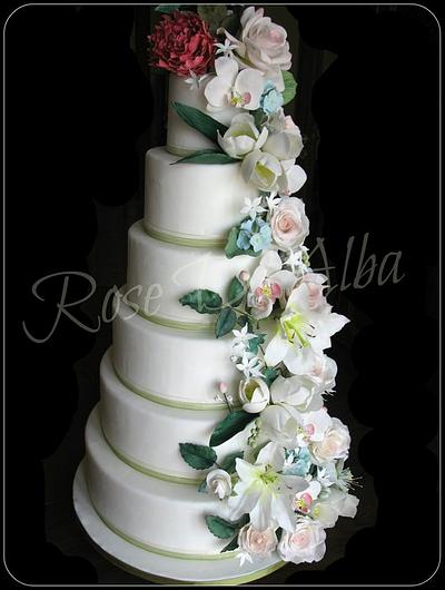 Flowers wedding cake - Cake by Rose D' Alba cake designer