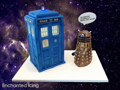 Dr Who TARDIS and Dalek - Cake by Enchanted Icing