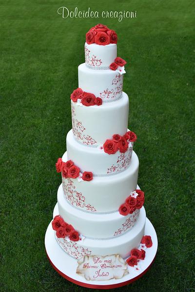 First Communion in red roses - Cake by Dolcidea creazioni