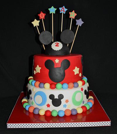 Mickey Mouse Cake - Cake by CakeCreationsCecilia