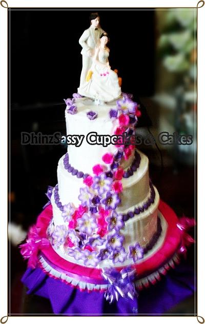 1stWeddingcake - Cake by DhinzSassy Cupcakes & Cakes