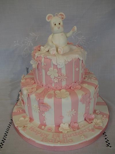 Teddy 2 tier - Cake by Jayne Worboys