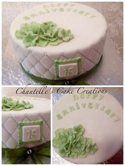 White with a touch of green - Cake by Chantelle's Cake Creations