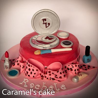 Fashion Pupa trousse - Cake by Caramel's Cake di Maria Grazia Tomaselli