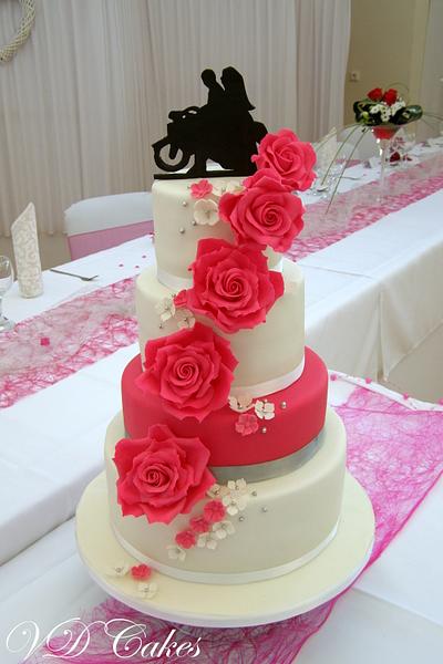 wedding cake for motorcycle lovers - Cake by Veronika Drabkova