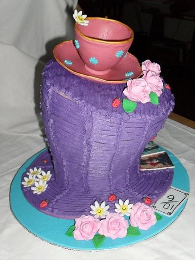 Mad Hatter Cake - Cake by Koek Krummels