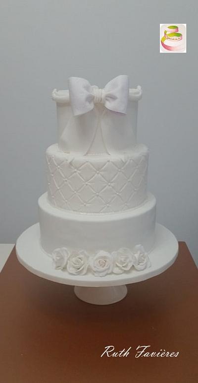 Simply White - Cake by Ruth - Gatoandcake