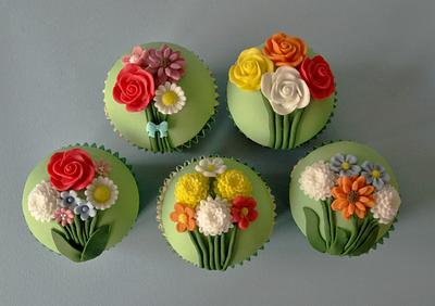 Flower Cupcakes - Cake by Cathy's Cakes