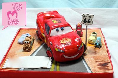 Lightning McQueen Car Cake - Cake by megumi suzuki