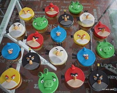 Angry birds cupcakes - Cake by marja