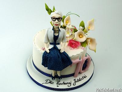 70th Birthday Cake for Woman - Cake by Beatrice Maria