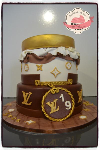 Louis Vuitton Cake - Cake by EmaPaulaCakeDesigner