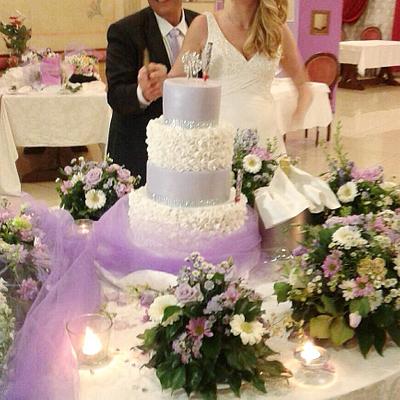 Wedding in violet - Cake by Naike Lanza