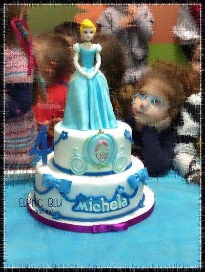 Cinderella cake - Cake by ElphicBlu Sugar Ing