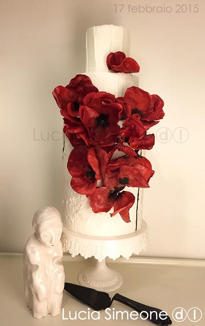 symposium of poppies - Cake by Lucia Simeone