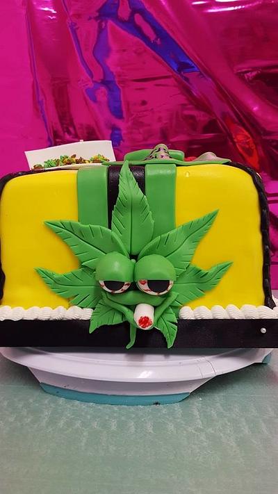 Stoner Cake........ hehe - Cake by Wendy Lynne Begy