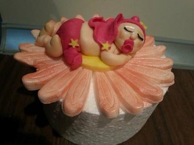 Sleeping baby girl topper - Cake by Roberta