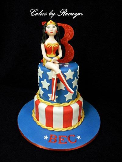 Wonder Woman - Cake by Raewyn Read Cake Design