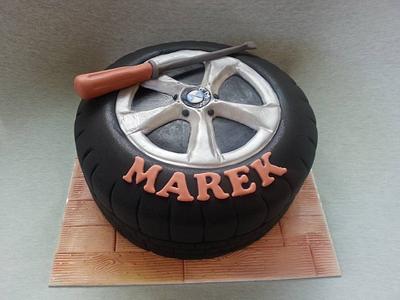 tire - Cake by monacake