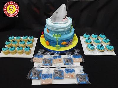 Shark cake - Cake by Erica & Adrián C. Cakes