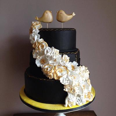 Love Birds - Cake by Wooden Heart Cakes