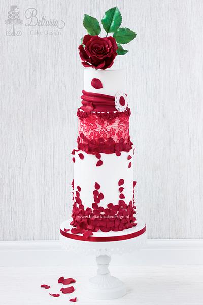 Valentine's wedding cake - Cake by Bellaria Cake Design 