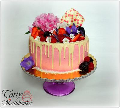 Drip Cake - Cake by Torty Katulienka