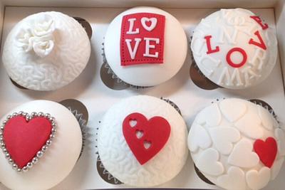 Valentine "love" collection - Cake by Perfect Party Cakes (Sharon Ward)